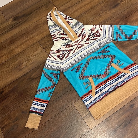She & Sho Aztec weatern hoodie size small - Picture 2 of 6